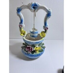 Unbranded Wishing Well Planter Home Decor Blue White Excellent 3D Floral Rose